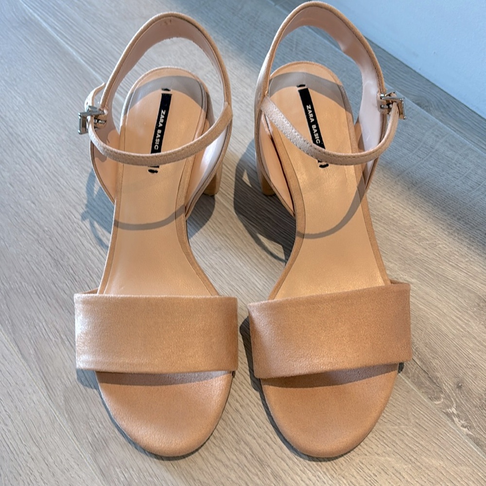 Zara Women Block Heel Sandals with Ankle Strap Size EU37